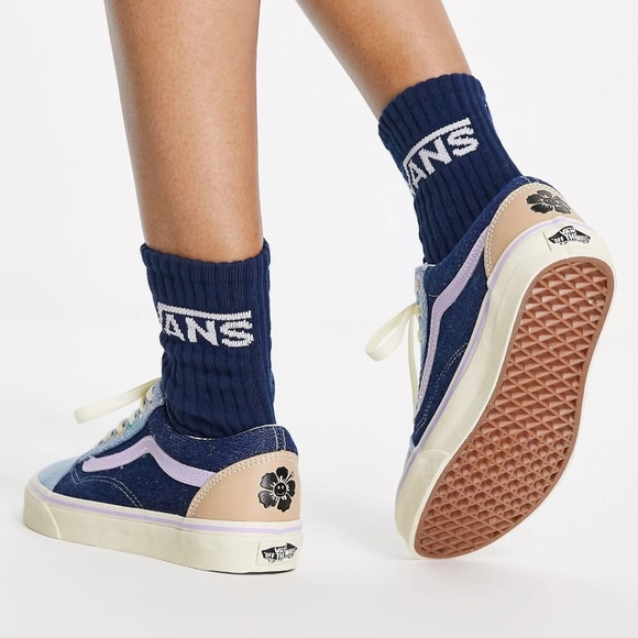 Vans x Old Skool Emma Holland on Holiday Sneaker - Picture 13 of 13